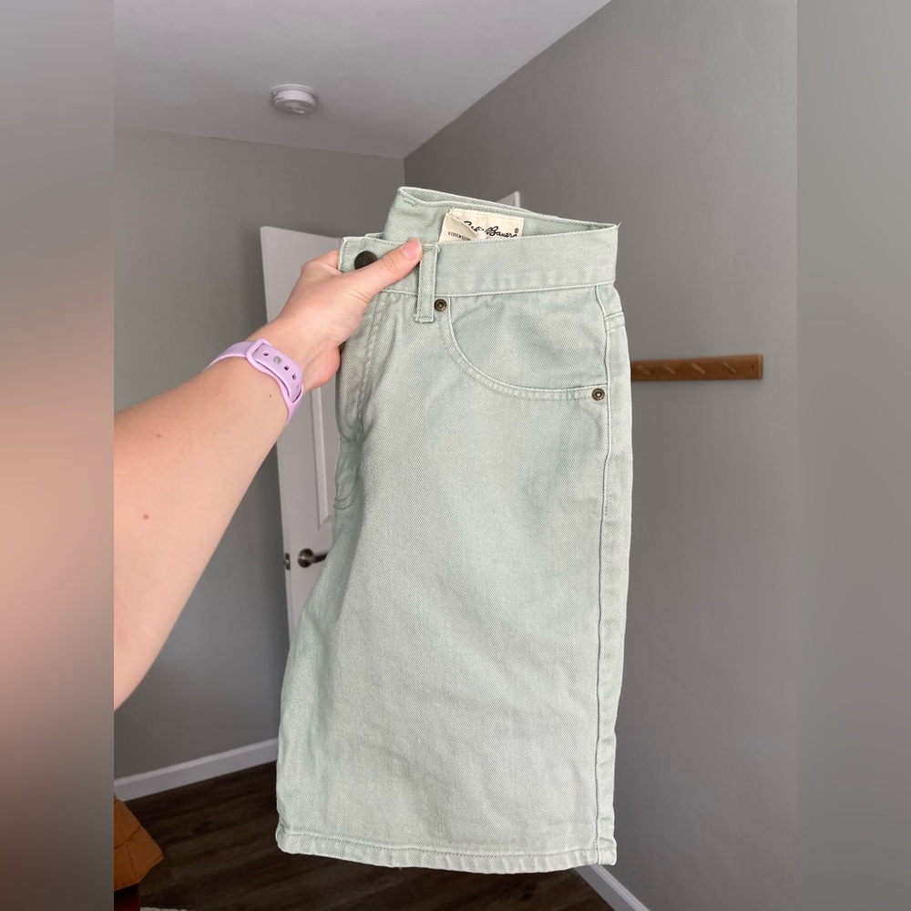 Vintage Mom Shorts — Pastel Green